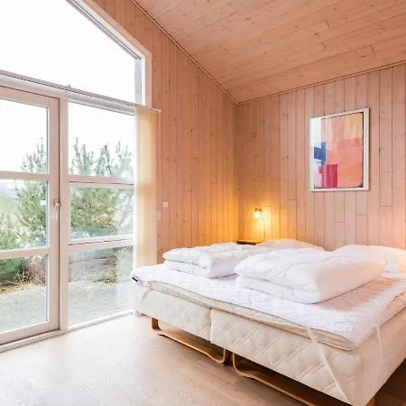 6 Person In Semesterbostad *