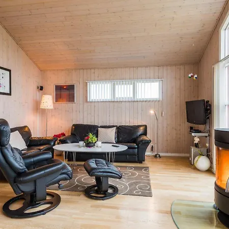 Semesterbostad 6 Person In